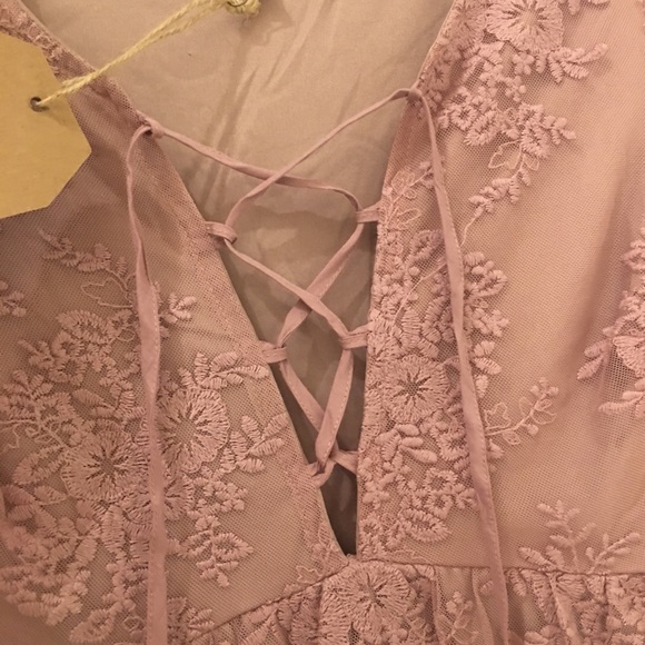 Dress - Picture 6 of 6